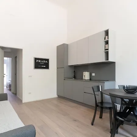 Guesthost Cosy Milano- Sempione & Gerusalemme Daire Milano