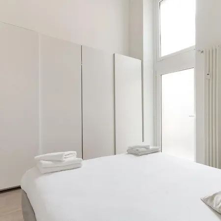 Guesthost Cosy Milano- Sempione & Gerusalemme Daire Milano